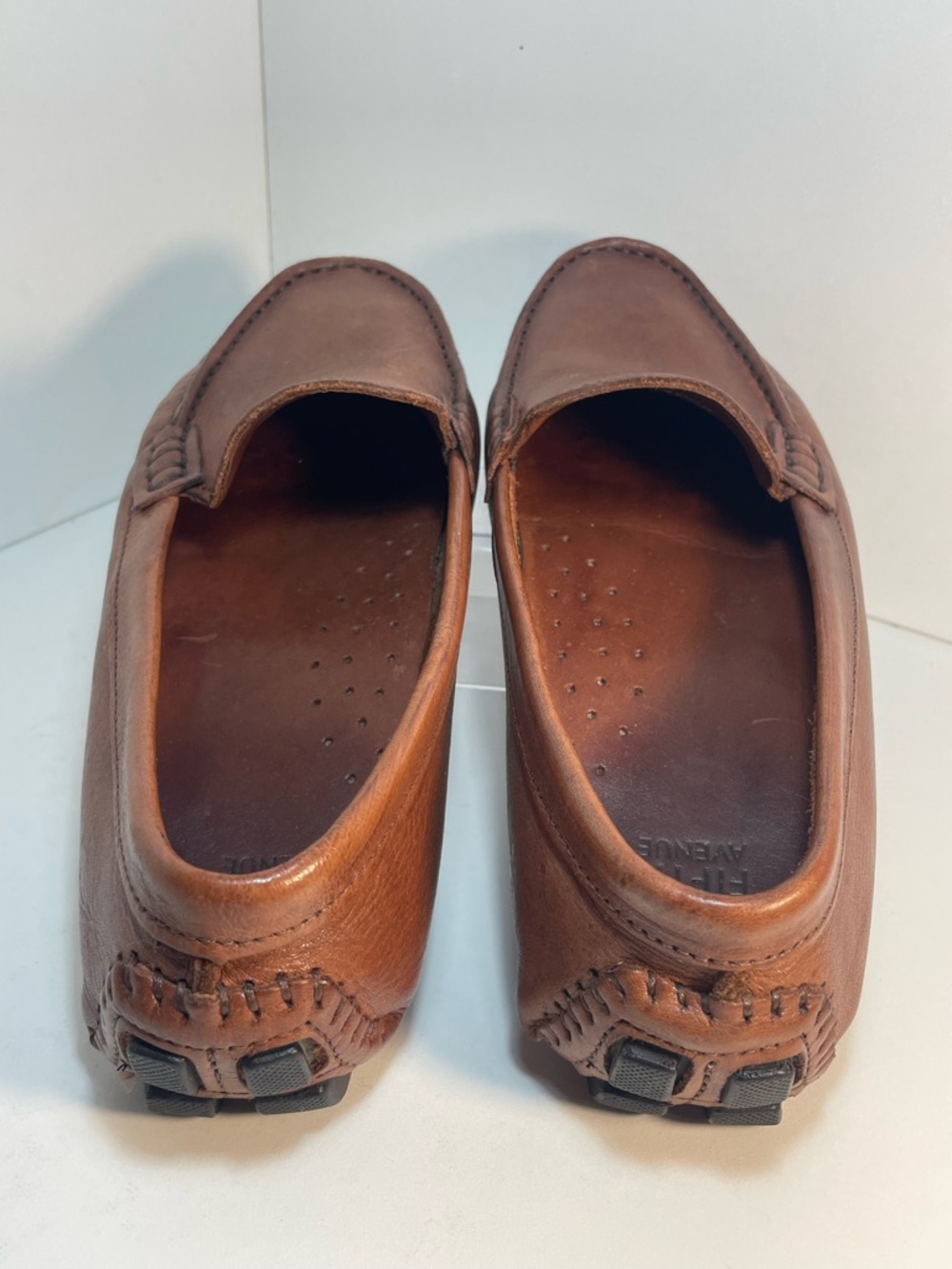 Saks Fifth Avenue Cognac Brown Leather Loafers Womens Size 8B VGUC - Picture 10 of 14